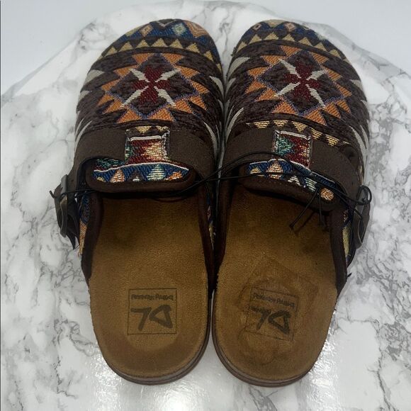 DIRTY LAUNDRY Bebidas Multicolor Southwestern Design Clogs-6.5 NEW! - Picture 5 of 8